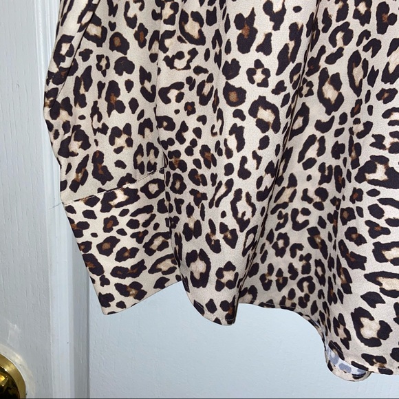 Leopard print Button-up with ties Blouse - Picture 10 of 10